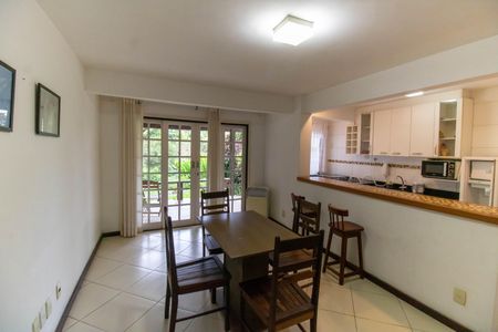 Sala 2 de casa à venda com 5 quartos, 163m² em Vila Progresso, Niterói