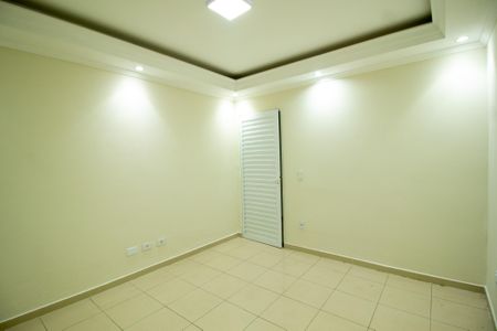Quarto de kitnet/studio para alugar com 1 quarto, 80m² em Jardim Botucatu, Sorocaba