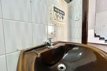 Lavabo de casa para alugar com 4 quartos, 287m² em Cidade Vargas, São Paulo