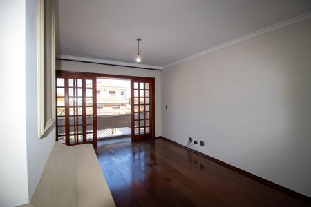 Sala de casa para alugar com 3 quartos, 336m² em Butantã, São Paulo