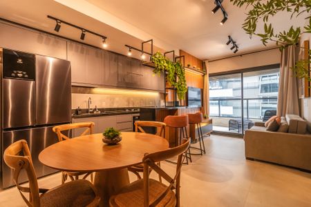 Sala de apartamento para alugar com 2 quartos, 75m² em Alphaville Industrial, Barueri