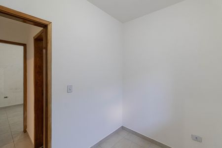 Quarto 1 de apartamento para alugar com 2 quartos, 52m² em Parque Paineiras, São Paulo