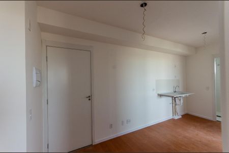 Sala de kitnet/studio para alugar com 2 quartos, 40m² em Chácara Inglesa, São Paulo