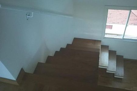 Casa à venda com 3 quartos, 184m² em Vila Brasilina, São Paulo