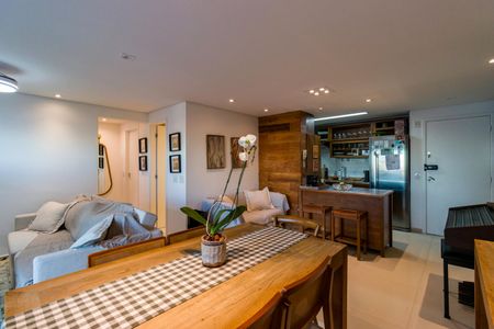 Sala de apartamento à venda com 2 quartos, 70m² em Jardim Parque Morumbi, São Paulo