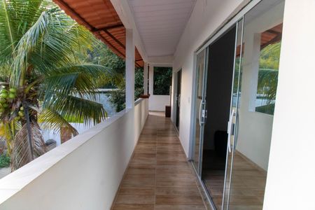Varanda de kitnet/studio para alugar com 1 quarto, 21m² em Piratininga, Niterói