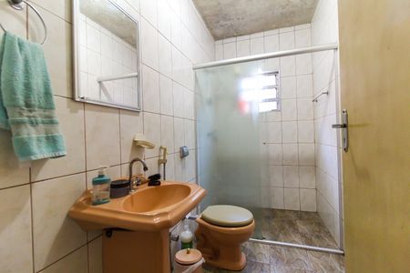 Banheiro de casa à venda com 1 quarto, 84m² em Conjunto Habitacional A. E. Carvalho, São Paulo