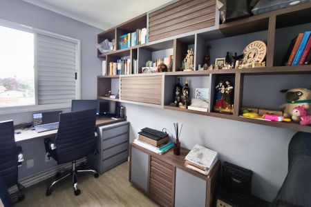 Quarto de apartamento à venda com 3 quartos, 58m² em Jardim Paranapanema, Campinas