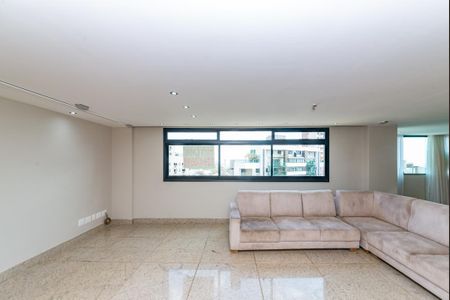 Sala de apartamento para alugar com 3 quartos, 170m² em Belvedere, Belo Horizonte