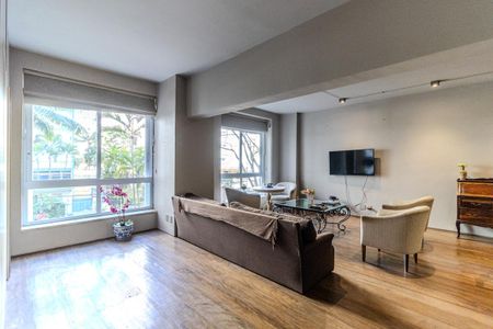 Sala de casa de condomínio à venda com 2 quartos, 107m² em Higienópolis, São Paulo