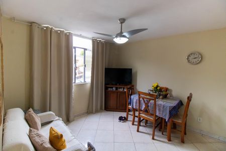 Sala de apartamento à venda com 2 quartos, 60m² em Cubango, Niterói
