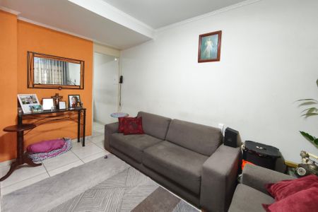 Sala de Estar de casa de condomínio à venda com 2 quartos, 63m² em Jd Maria Eugenia, Campinas