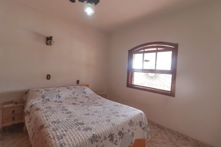 Suíte 1 de casa à venda com 3 quartos, 5285m² em Ivoturucaia, Jundiaí