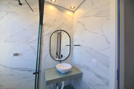 Banheiro de kitnet/studio para alugar com 1 quarto, 27m² em Vila Formosa, São Paulo