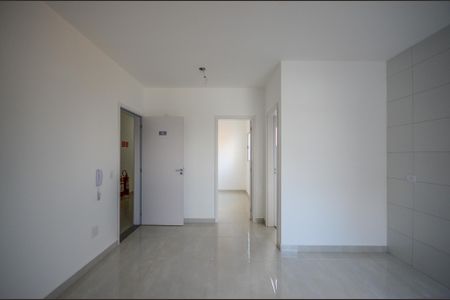 Sala de apartamento para alugar com 1 quarto, 34m² em Vila Mangalot, São Paulo