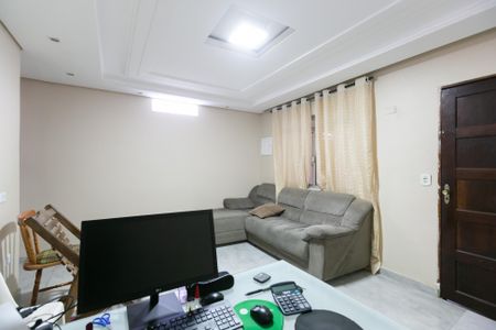 Sala de casa à venda com 2 quartos, 134m² em Lajeado, São Paulo