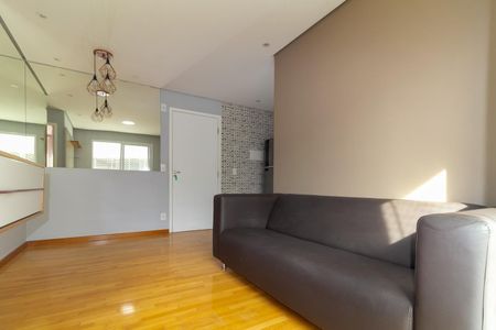 Sala de apartamento para alugar com 2 quartos, 50m² em Vila California, São Paulo