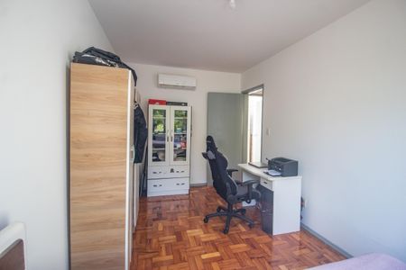 Quarto de apartamento à venda com 1 quarto, 46m² em São José, Porto Alegre