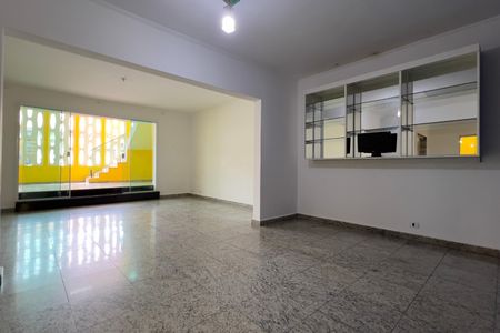 Sala de casa à venda com 6 quartos, 420m² em Jardim Terezopolis, Guarulhos