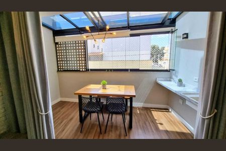 Casa à venda com 2 quartos, 130m² em Campestre, Santo André