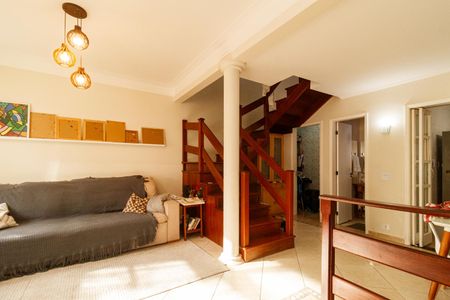 Sala de casa de condomínio à venda com 3 quartos, 124m² em Jardim Leonor Mendes de Barros, São Paulo