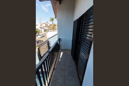 Sacada da Sala 2 de casa à venda com 3 quartos, 240m² em Parque Alto Taquaral, Campinas