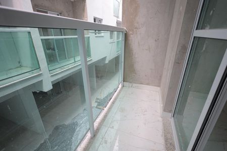 Sacada de casa de condomínio à venda com 2 quartos, 117m² em Vila Metalúrgica, Santo André