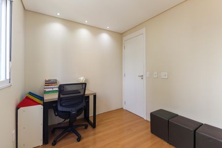 Quarto 2 de apartamento à venda com 2 quartos, 43m² em Vila Carmosina, São Paulo