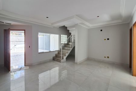 Sala de casa à venda com 3 quartos, 156m² em Jardim do Mar, São Bernardo do Campo