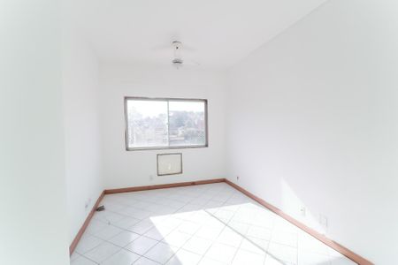 Sala de apartamento para alugar com 2 quartos, 73m² em Del Castilho, Rio de Janeiro
