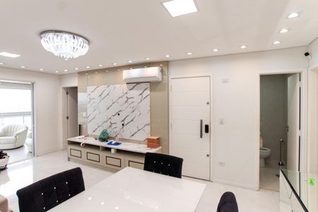 Sala de apartamento para alugar com 3 quartos, 136m² em Vila Paiva, São Paulo