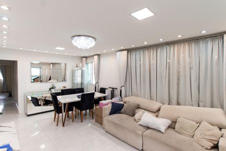 Sala de apartamento para alugar com 3 quartos, 136m² em Vila Paiva, São Paulo