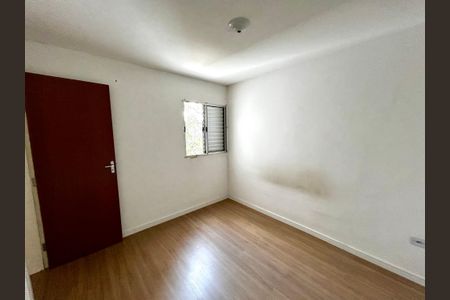 Quarto 2 de apartamento à venda com 2 quartos, 44m² em Jardim Sao Luis (zona Norte), Guarulhos