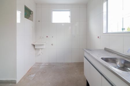 Cozinha/Área de Serviço de apartamento para alugar com 1 quarto, 25m² em Vila Dalva, São Paulo