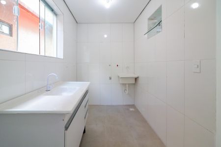 Cozinha/Área de Serviço de apartamento para alugar com 1 quarto, 24m² em Vila Dalva, São Paulo