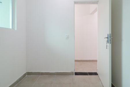 Quarto de apartamento para alugar com 1 quarto, 25m² em Vila Dalva, São Paulo