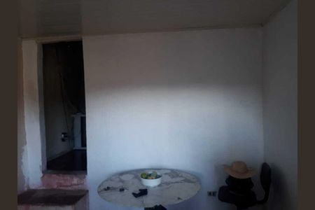 Casa à venda com 1 quarto, 45m² em Padroeira, Osasco