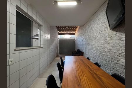 Área Externa de apartamento à venda com 2 quartos, 87m² em Cabral, Contagem