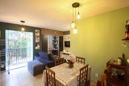 Sala de apartamento à venda com 3 quartos, 58m² em Vila Cunha Bueno, São Paulo