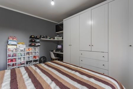 Quarto 1 de apartamento à venda com 2 quartos, 69m² em Jardim Itu, Porto Alegre