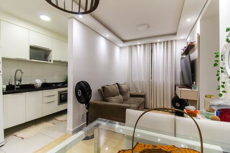 Sala de apartamento à venda com 2 quartos, 44m² em Cidade Líder, São Paulo