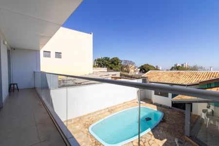Varanda Quarto 1 de casa para alugar com 3 quartos, 293m² em Fazenda Santa Cândida, Campinas