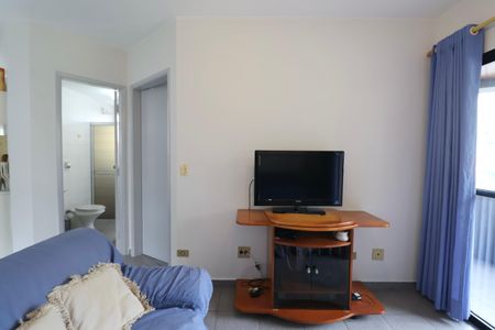 Sala de apartamento para alugar com 1 quarto, 54m² em Jardim Las Palmas, Guarujá