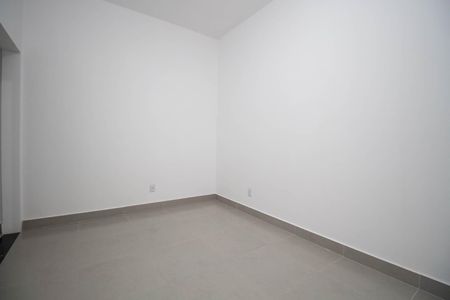 Quarto de apartamento para alugar com 1 quarto, 35m² em Recanto das Emas, Brasília