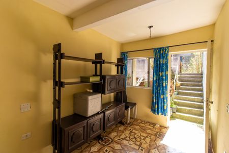 Sala de casa para alugar com 1 quarto, 100m² em Recanto Arco Verde, Cotia