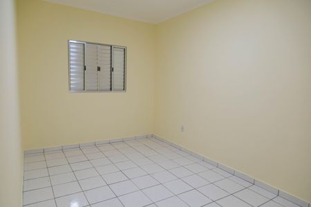 Quarto de casa à venda com 2 quartos, 120m² em Jardim Santa Edwirges, Guarulhos