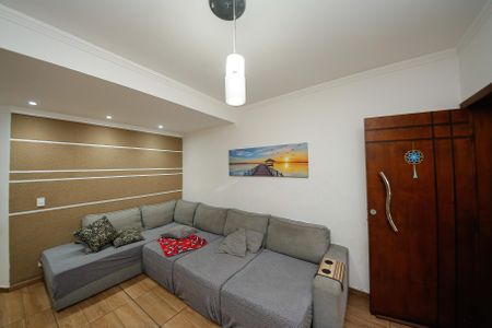 Sala de casa à venda com 4 quartos, 215m² em Cidade Continental, São Paulo