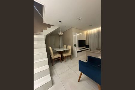 Escada de apartamento à venda com 3 quartos, 113m² em Ponte Grande, Guarulhos