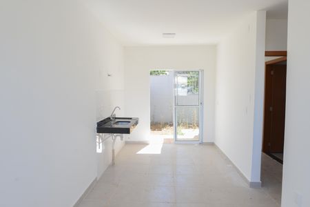 Sala de casa de condomínio para alugar com 2 quartos, 60m² em Reserva Real, Ribeirão Preto