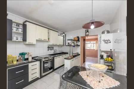 Cozinha de casa para alugar com 3 quartos, 300m² em Vila Nina, São Paulo